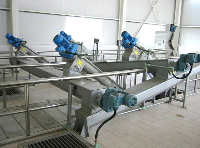 双向旋转的螺旋输送机总装图