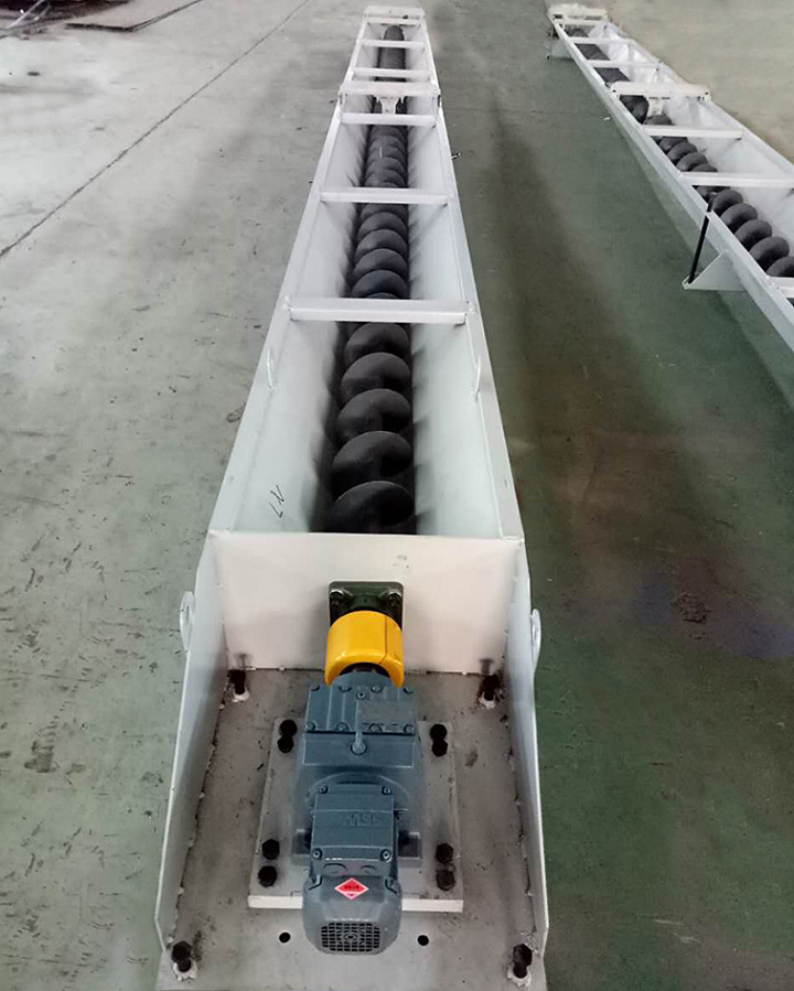 有轴螺旋输送机的承载力要大一些