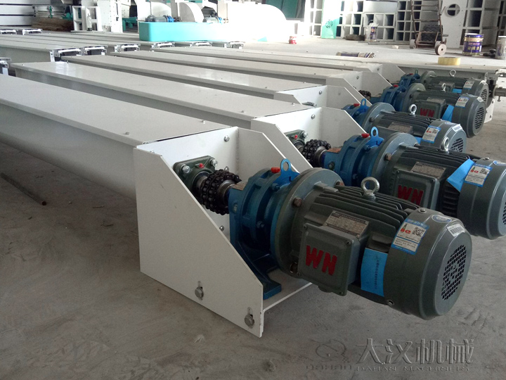 大汉机械拥有10000平方米的产品生产厂区，规模大，厂家的生产成本少